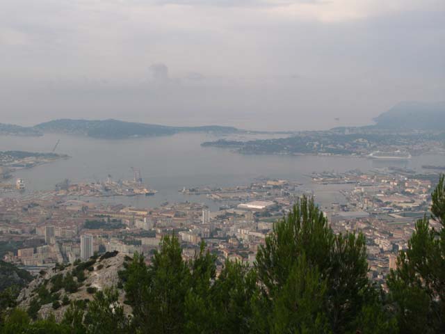 Il porto di Toulon dal Mont Faron