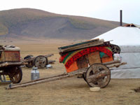 Carro di una famiglia nomade pronta a spostarsi
